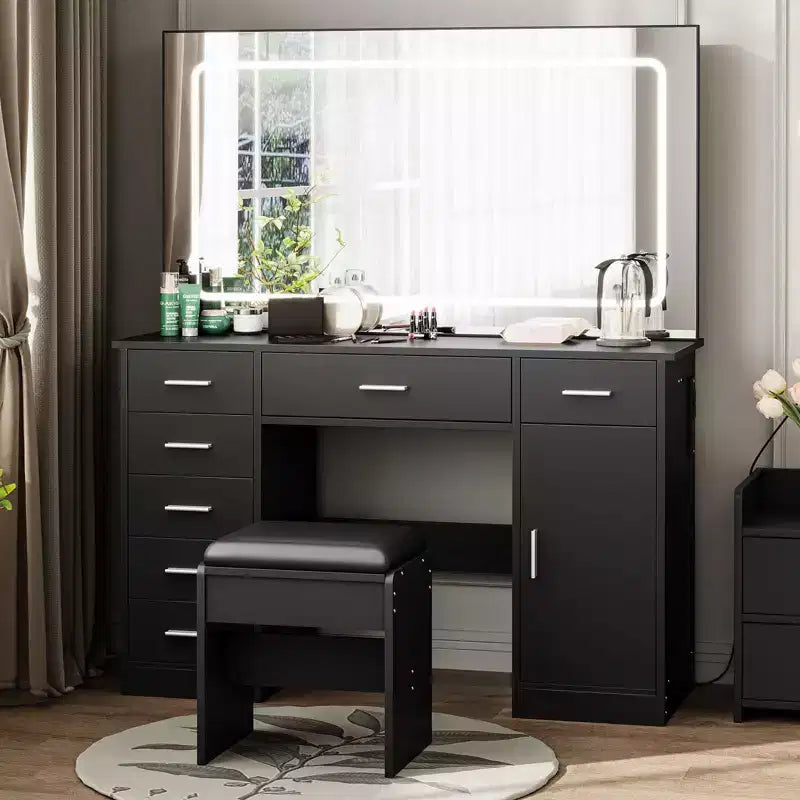 Coiffeuse moderne avec grand miroir, 7 tiroirs, lumières LED, chaise, 3 modes d'éclairage, support pour sèche-cheveux et station de recharge pour chambre à coucher