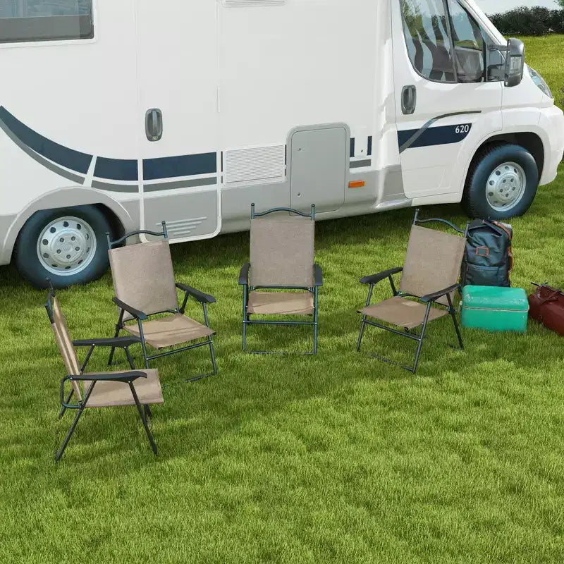 Chaises pliantes Outsunny, lot de 4 chaises de sport pour adultes, chaises de camping avec accoudoirs, siège en tissu maillé respirant pour pelouse