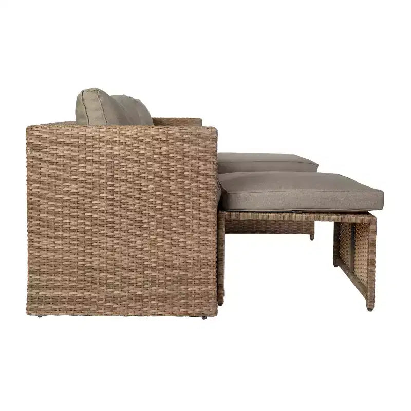 Ensemble de canapés modulaires en rotin tressé Merrick Lane pour intérieur/extérieur avec causeuse, poufs et table en verre trempé