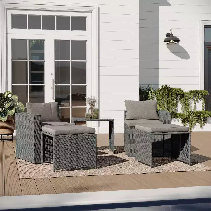 Ensemble de canapés modulaires en rotin tressé Merrick Lane pour intérieur/extérieur avec causeuse, poufs et table en verre trempé