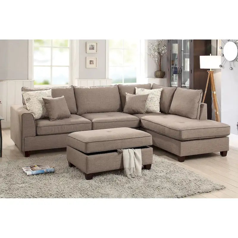 Ensemble sectionnel Bobkona en poly-tissu avec méridienne réversible et pouf de rangement.
