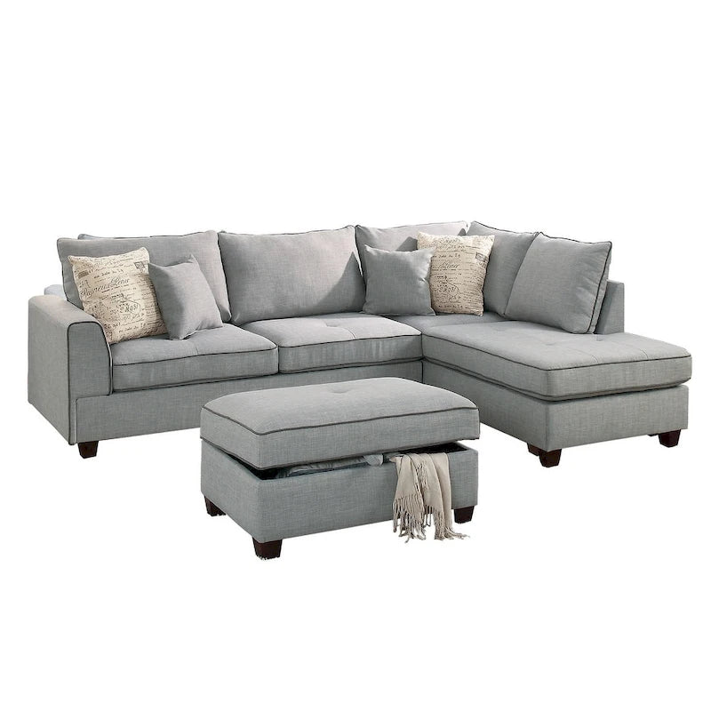 Ensemble sectionnel Bobkona en poly-tissu avec méridienne réversible et pouf de rangement.
