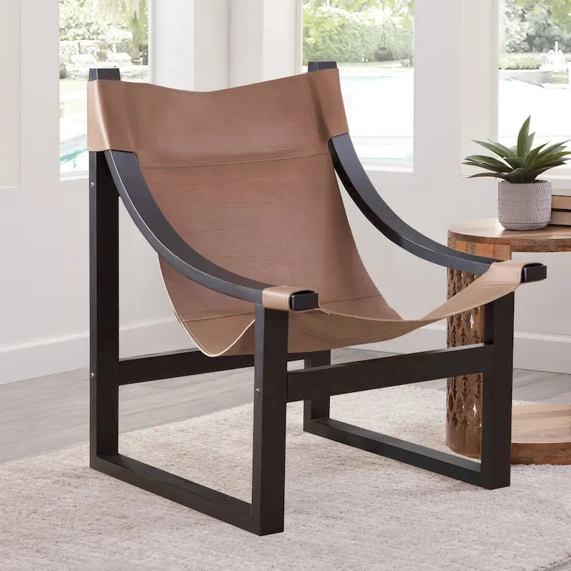 Fauteuil d'appoint Steve Silver Logan en cuir pleine fleur et bois massif à sangles