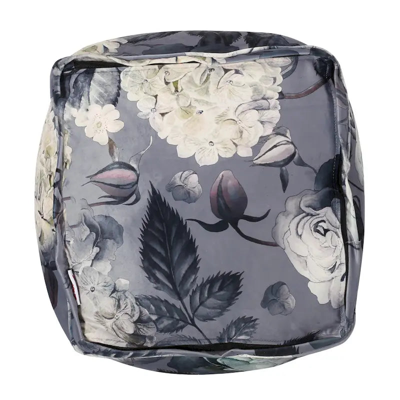 Pouf cubique en tissu à motif floral de taille moyenne traditionnel Reigle par Christopher Knight Home