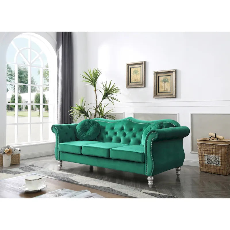 Canapé 3 places Hollywood Chesterfield en velours de 82 po avec 2 coussins décoratifs – 82L x 35P x 34H