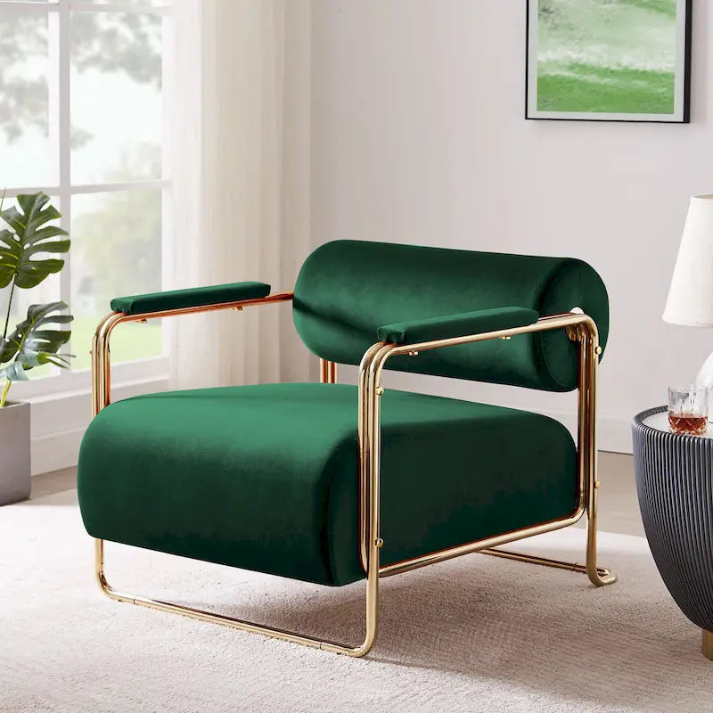 Fauteuil VANOMi 31 large en velours futuriste avec structure dorée brillante et dossier cylindrique