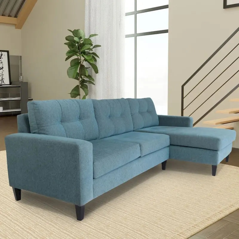 Canapé sectionnel contemporain en forme de L Coast to Coast Sofas, cadre en bois massif, rembourré en polyester et nylon.