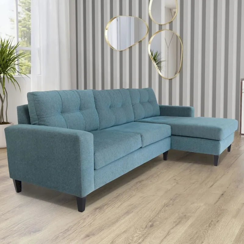 Canapé sectionnel contemporain en forme de L Coast to Coast Sofas, cadre en bois massif, rembourré en polyester et nylon.