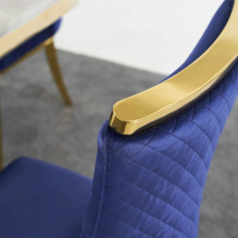 Chaises de salle à manger en velours avec dossier à texture réticulée et garniture métallique sur le dessus