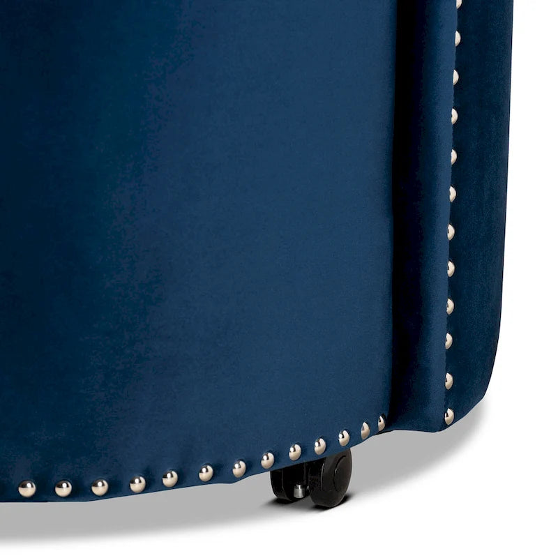 Fauteuil d'appoint roulant en velours Bethel Glam and Luxe