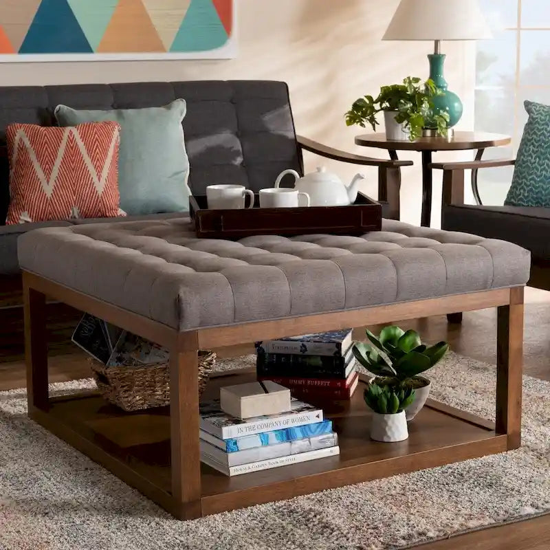 Pouf de cocktail rembourré Carson Carrington Jularp