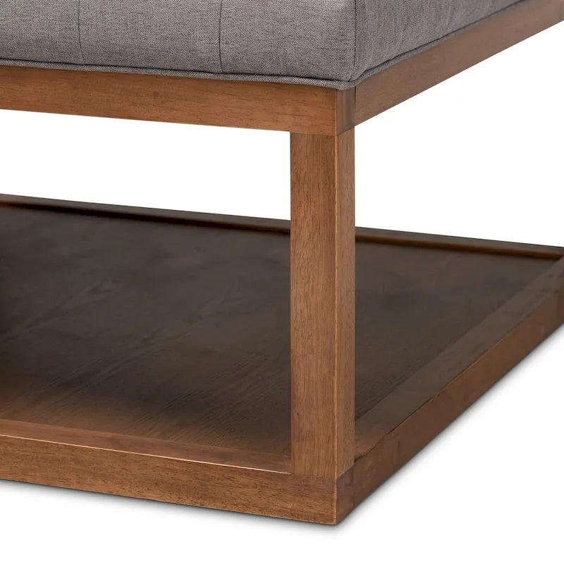 Pouf de cocktail rembourré Carson Carrington Jularp