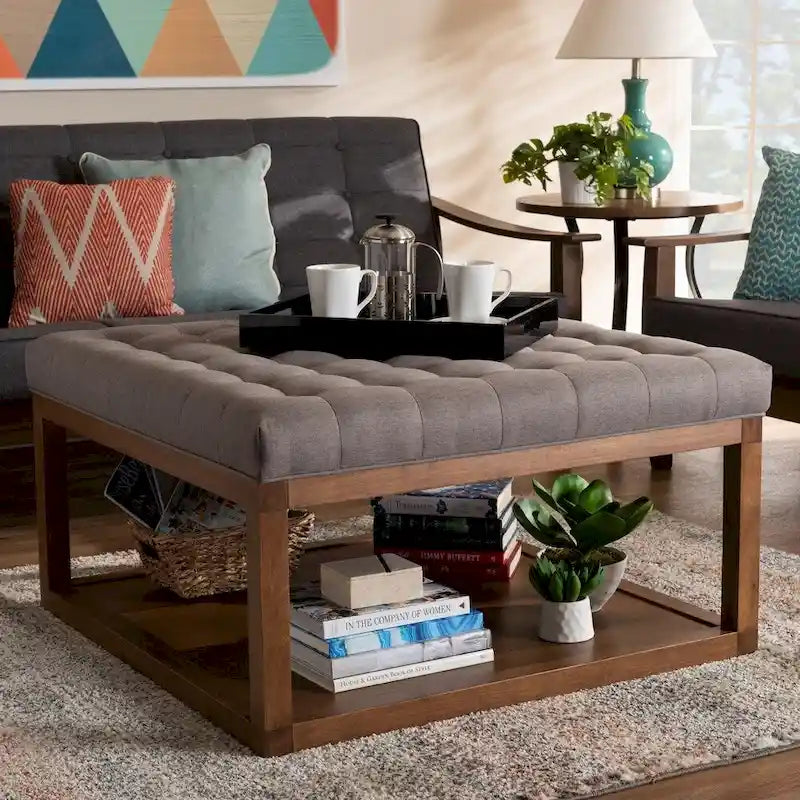 Pouf de cocktail rembourré Carson Carrington Jularp