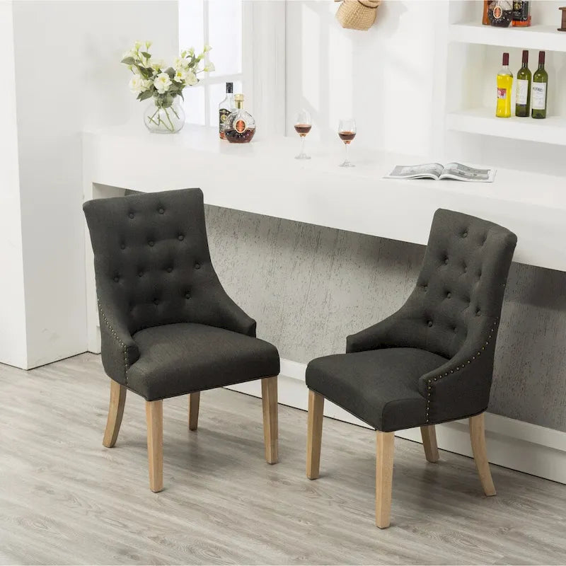 Chaises d'hôtesse Roundhill Furniture à oreilles, capitonnées, en bois massif avec clous décoratifs argentés (Lot de 2)
