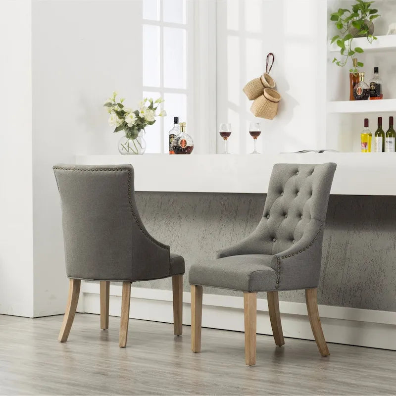 Chaises d'hôtesse Roundhill Furniture à oreilles, capitonnées, en bois massif avec clous décoratifs argentés (Lot de 2)