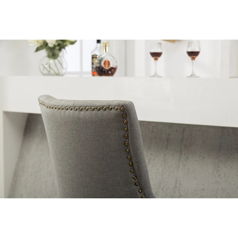 Chaises d'hôtesse Roundhill Furniture à oreilles, capitonnées, en bois massif avec clous décoratifs argentés (Lot de 2)