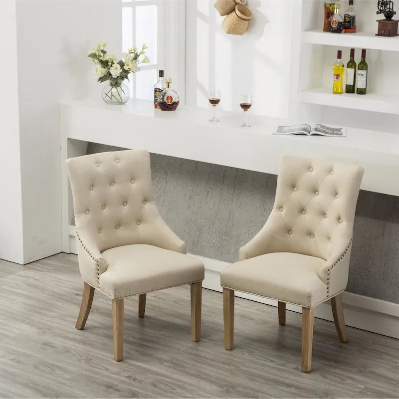 Chaises d'hôtesse Roundhill Furniture à oreilles, capitonnées, en bois massif avec clous décoratifs argentés (Lot de 2)