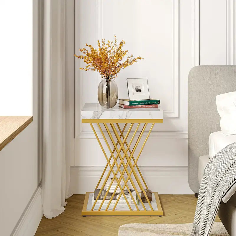 Table d'appoint carrée en or blanc moderne