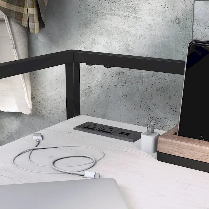 Bureau d'ordinateur industriel en acier de 49 pouces avec ports USB