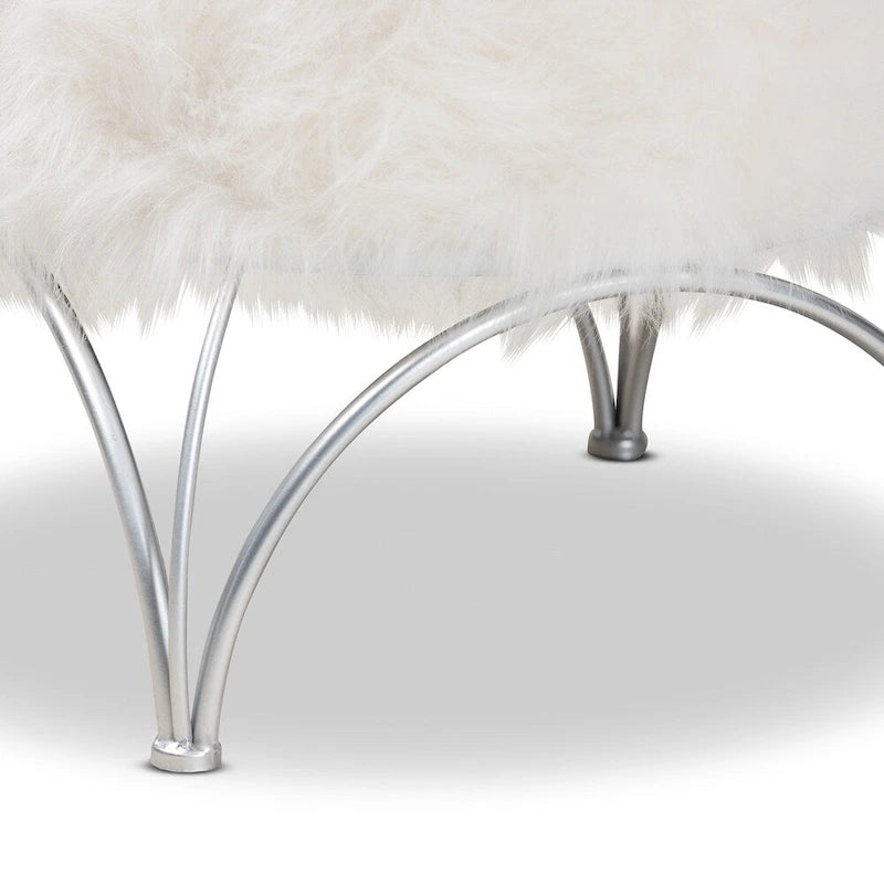 Ottoman rembourré moderne et contemporain Silver Orchid Coburn