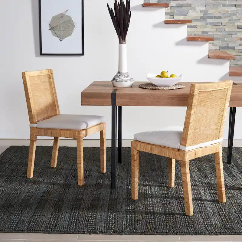 SAFAVIEH Jessye - Chaise de salle à manger en canne avec coussin (ensemble de 2) - 21,7 L x 18,1 P x 38,6 H - 22 L x 18 P x 39 H