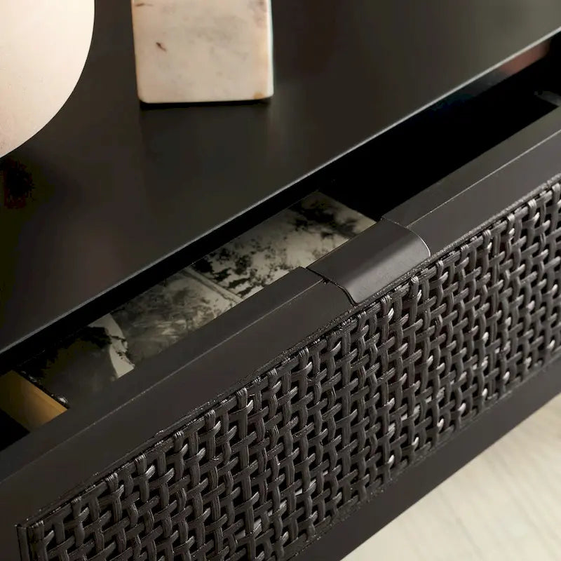 Console 2 tiroirs en rotin Capitola SAFAVIEH - 42 po L x 14 po P x 31 po H - 42Lx14Px31H