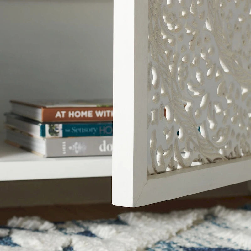 Meuble TV SAFAVIEH Ciji 2 étagères 2 portes (pour écran plat jusqu'à 60 pouces) – 139,7 cm L x 38,1 cm P x 66,04 cm H – 55"l x 15"p x 26"H