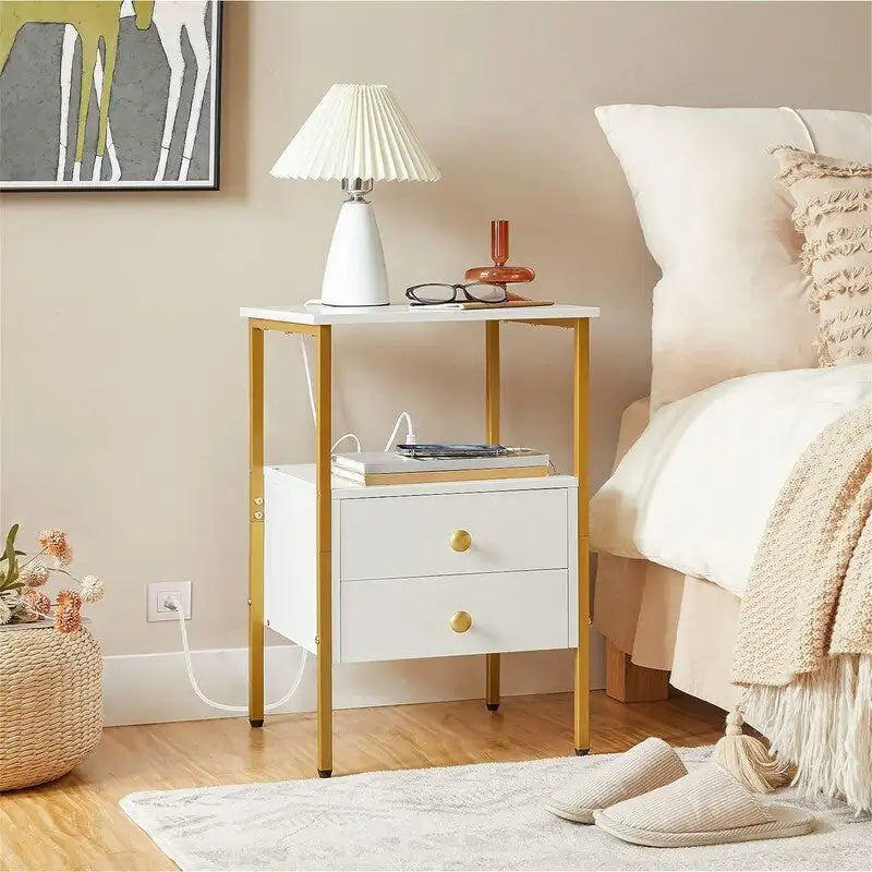 Table d'appoint avec station de recharge - 15,7P x 15,7L x 24H