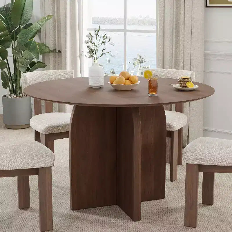 Table à manger ronde PexFix 45 x 45 en bois massif avec finition noyer et pieds arqués élégants pour salles à manger et cuisines modernes