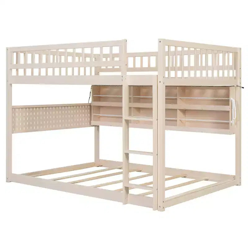 Lit superposé moderne bas Luxystar double sur double avec rangement, étagères éclairées et panneau perforé
