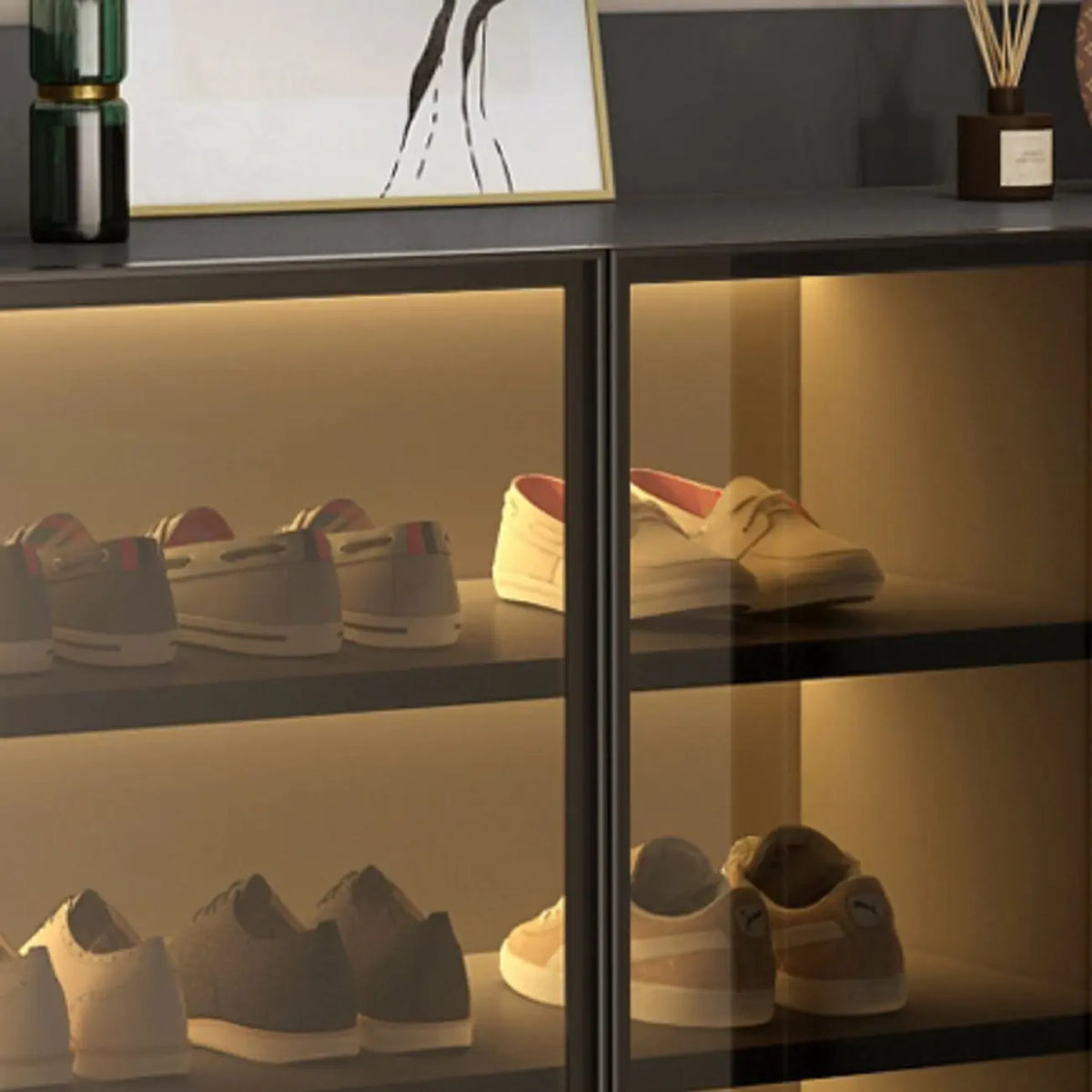 Meuble à chaussures éclairé par LED avec étagères réglables Portes transparentes
