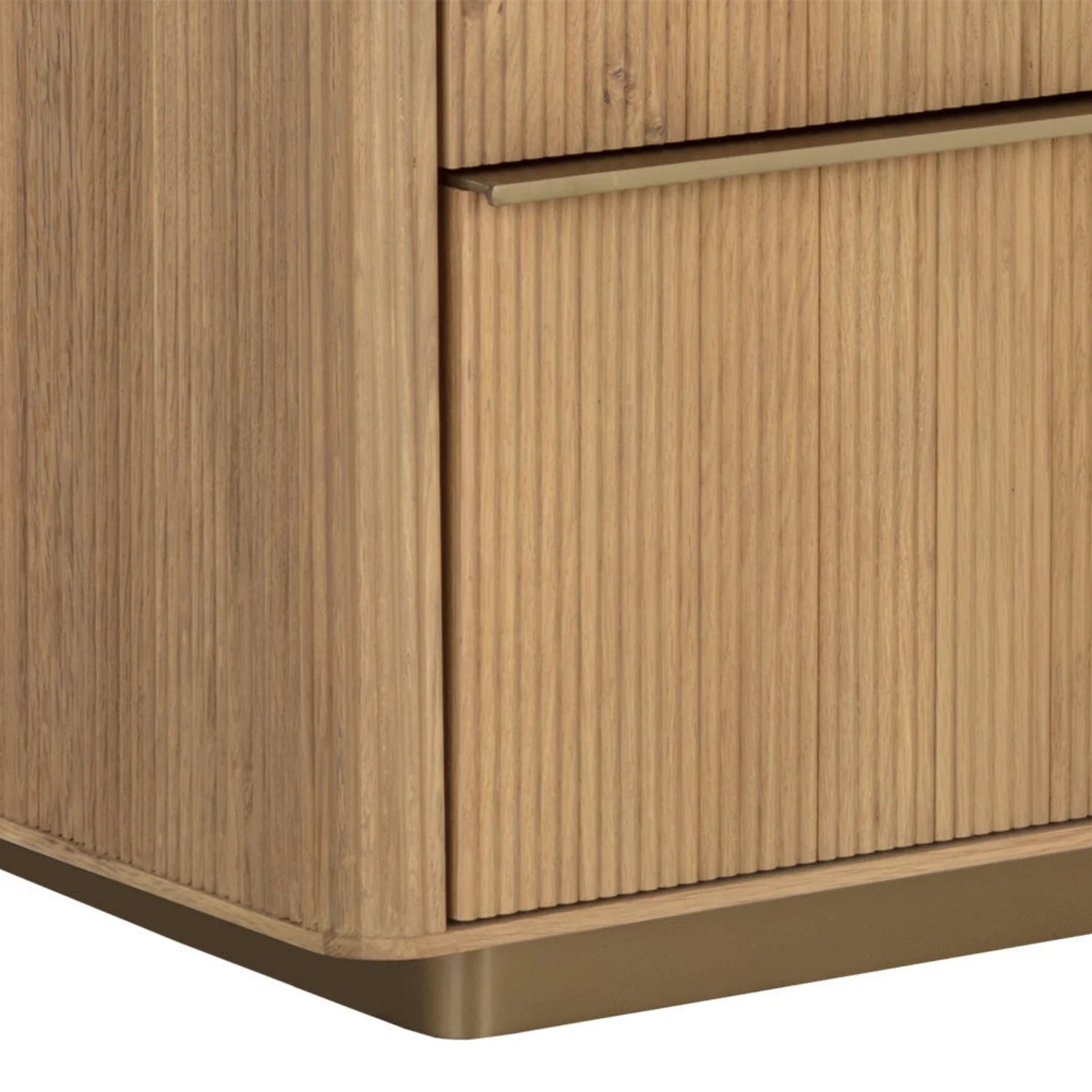 Commode moderne en chêne avec façades sculptées et cannelées - Chambre | Finition or brossé