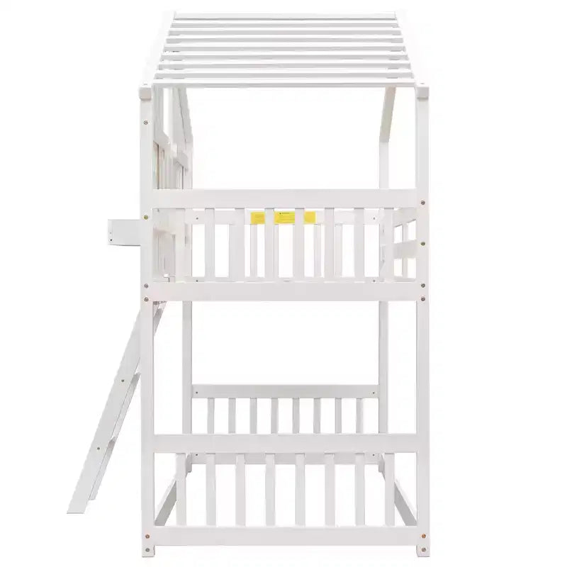 Lit mezzanine cabane de taille double, lit mezzanine cabane en bois avec échelle et barrières de sécurité pour enfants