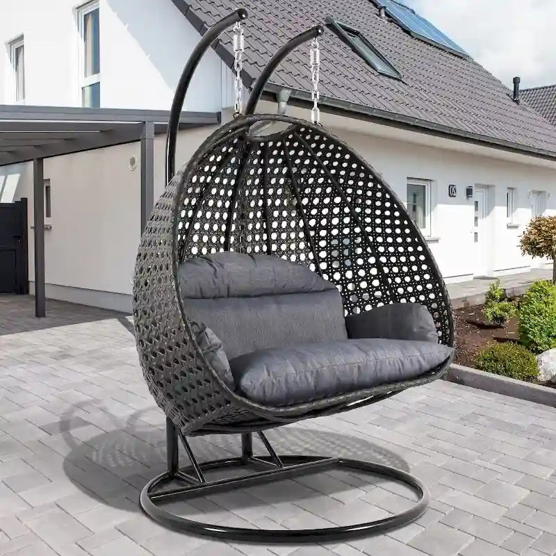 LeisureMod Fauteuil suspendu œuf 2 places avec support - Balançoire / hamac de patio en rotin osier pour extérieur/intérieur avec coussins