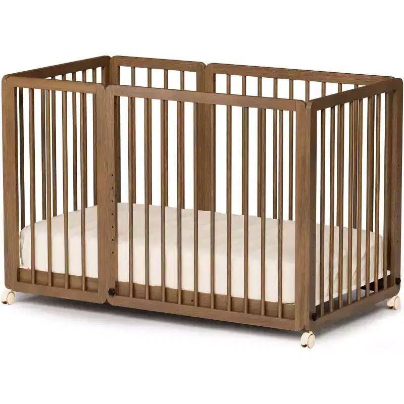 Lit convertible JOYMOR 8 en 1, incluant 2 matelas, se transforme en berceau, lit bébé intermédiaire, lit bébé pleine grandeur, lit de repos, lit d'enfant et parc.