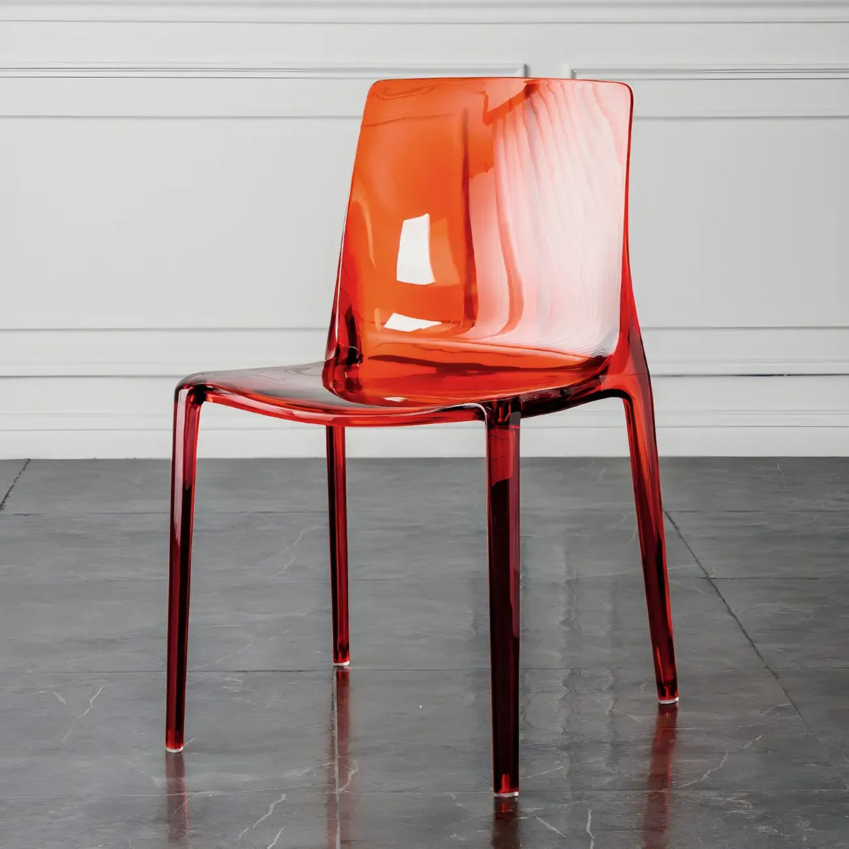 Chaise de salle à manger sans accoudoirs à dossier bas en acrylique ambre