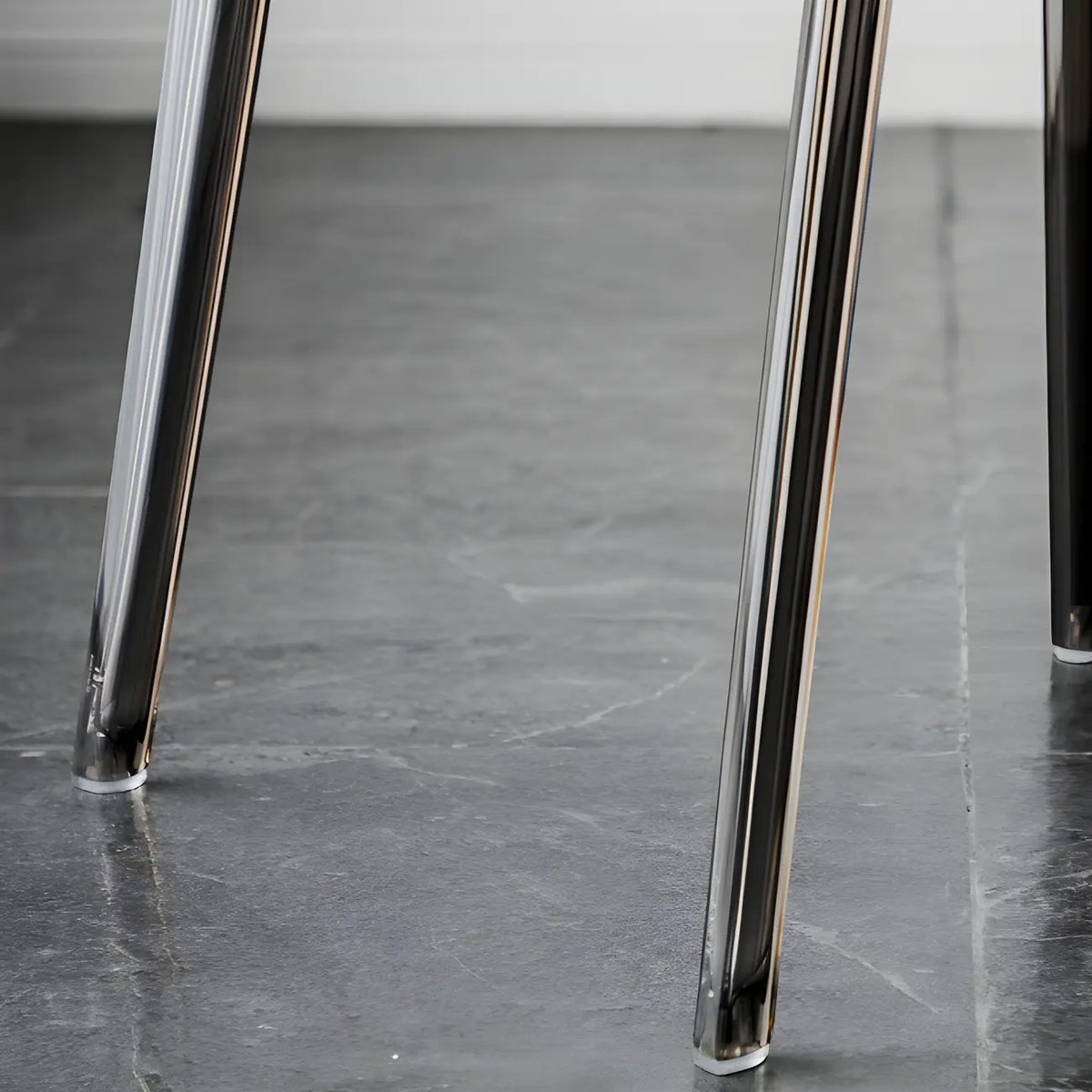 Chaise de salle à manger sans accoudoirs à dossier bas en acrylique ambre
